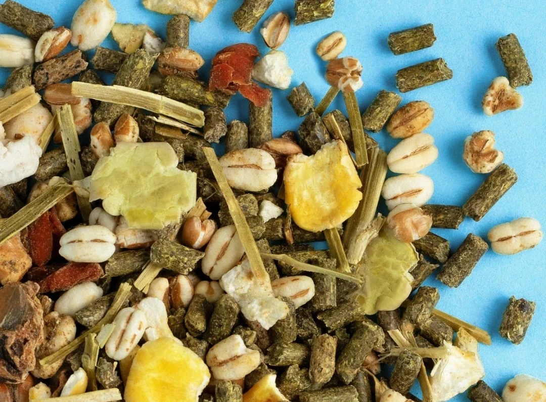 Mezcla de pellets y granos